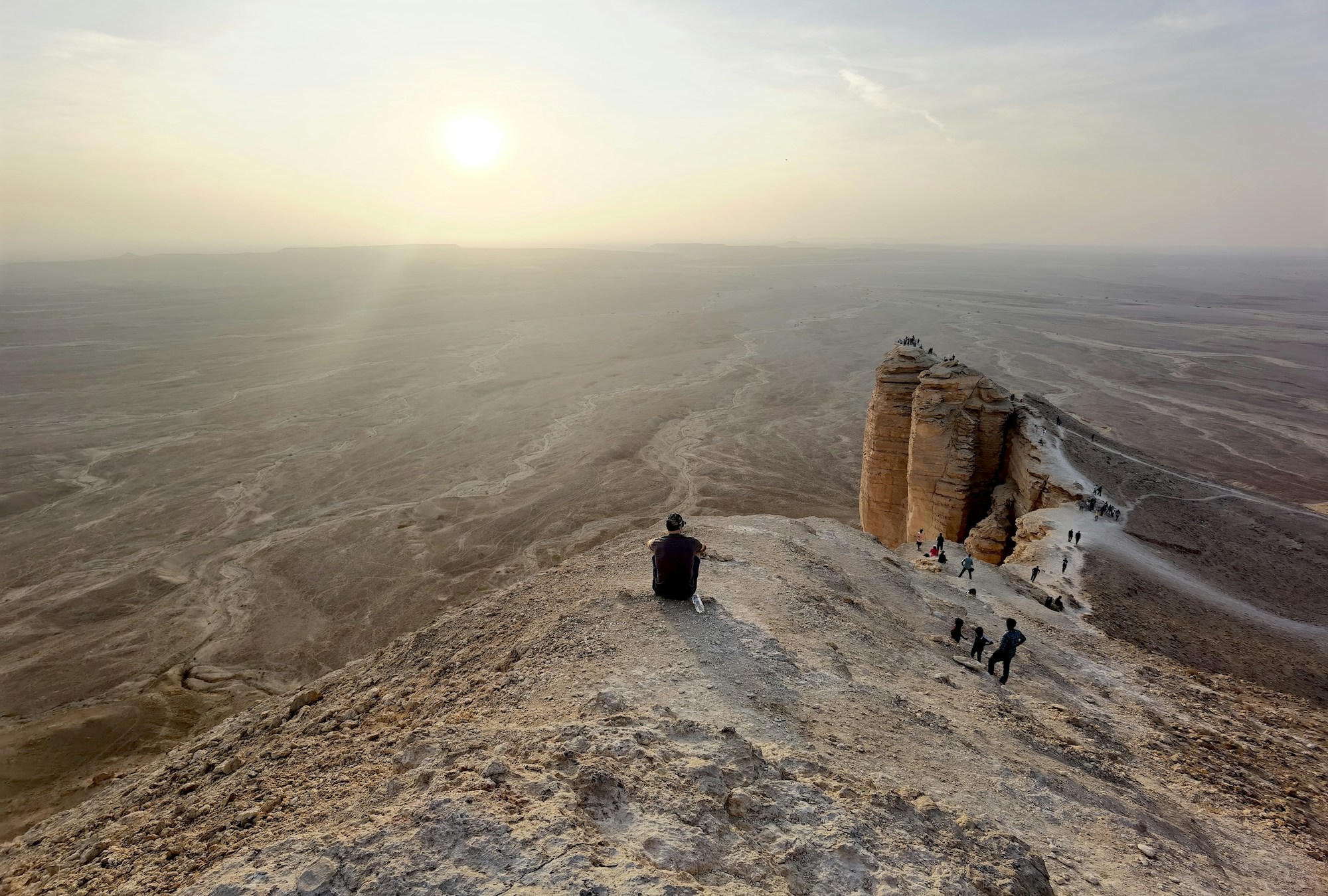 Vue spectaculaire depuis Edge of the World près de Riyad, Arabie Saoudite
