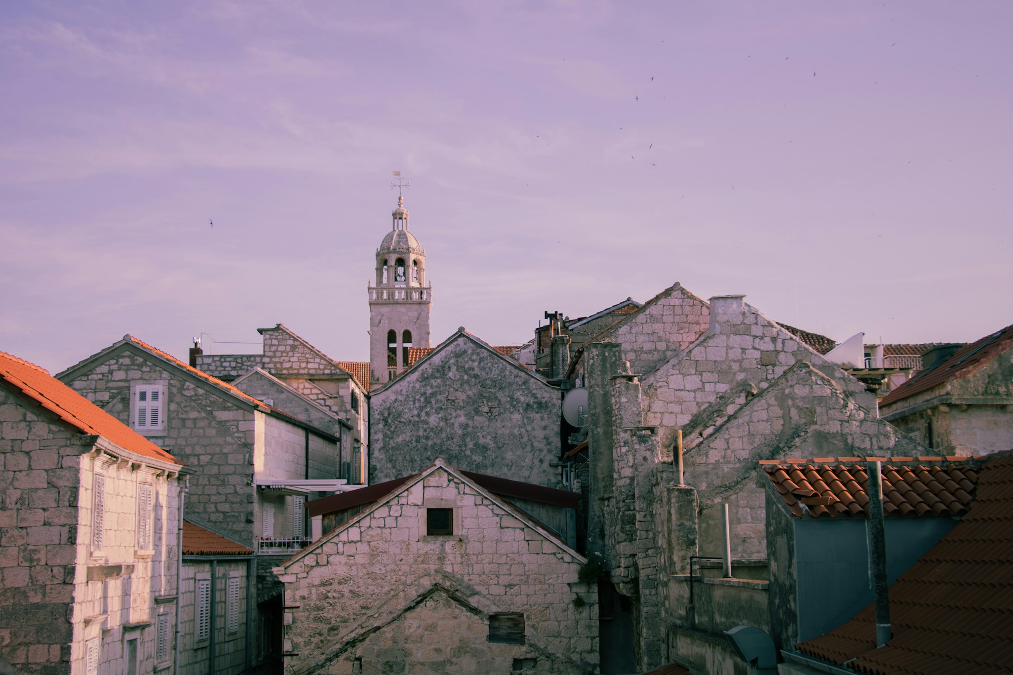 Vieille ville médiévale de Korčula avec son port, Croatie