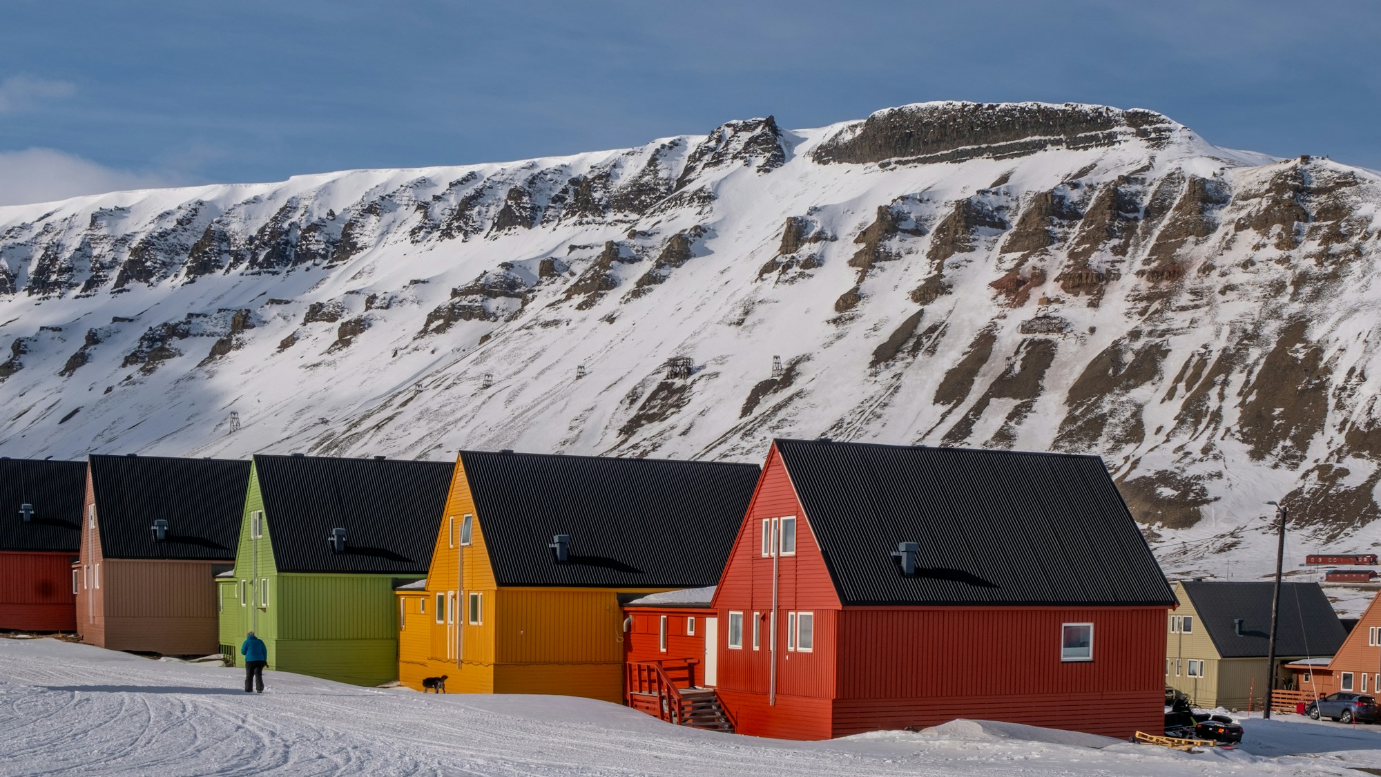 Village scandinave coloré inspirant le village d'Arendelle dans World of Frozen