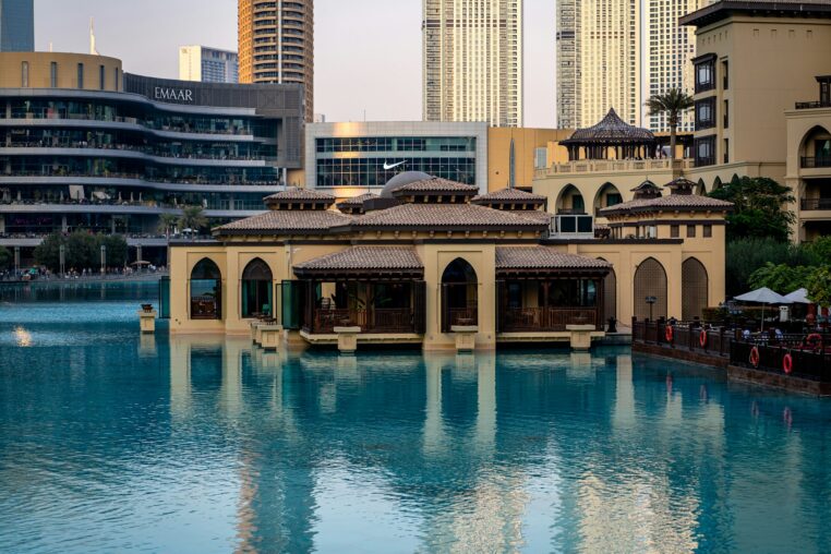 Dubai & Abu Dhabi 2026: Der komplette Reiseführer zwischen Luxus, Wüste und Kultur