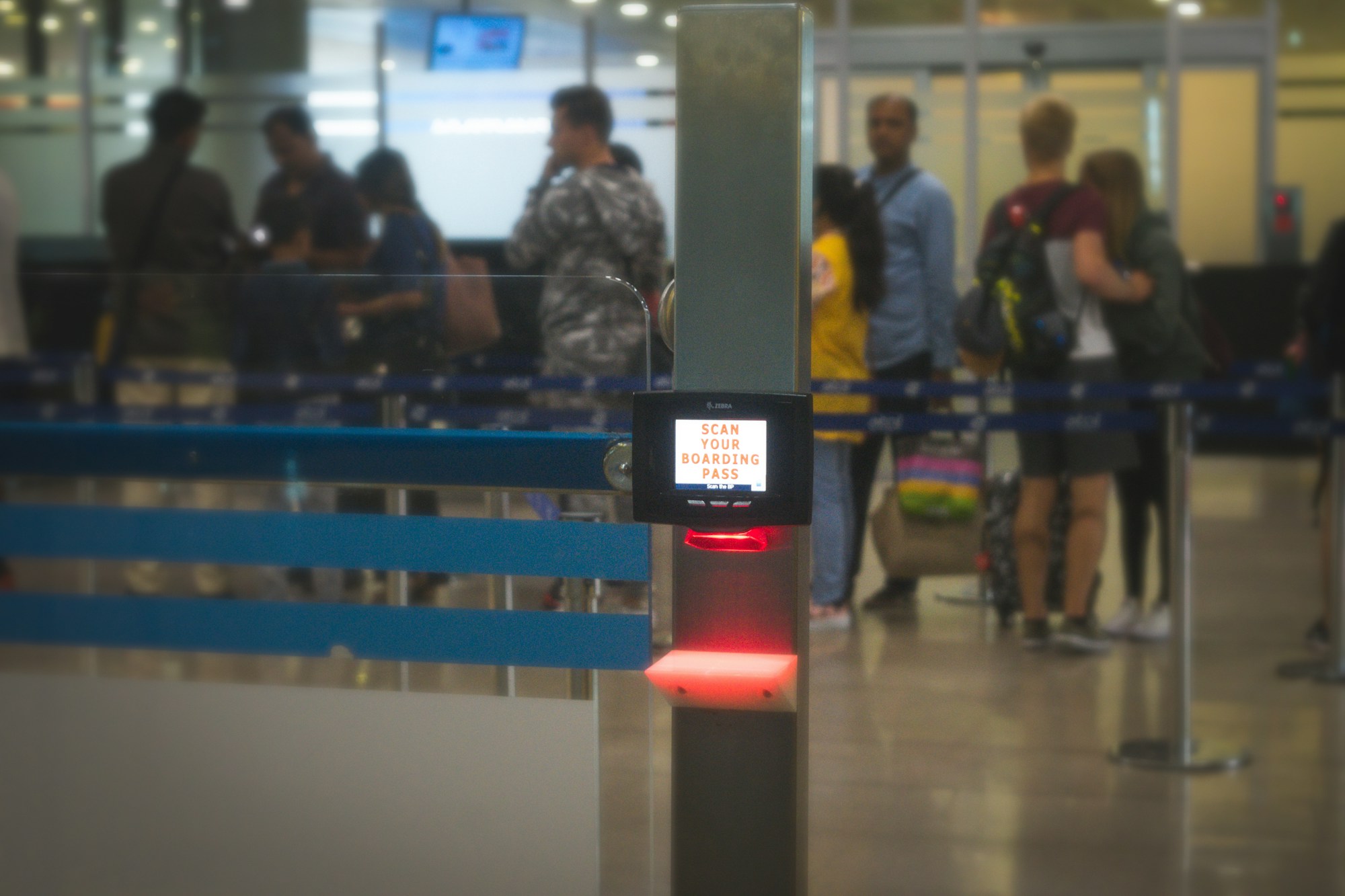 Système EES : scanner biométrique d'empreintes digitales au contrôle frontalier