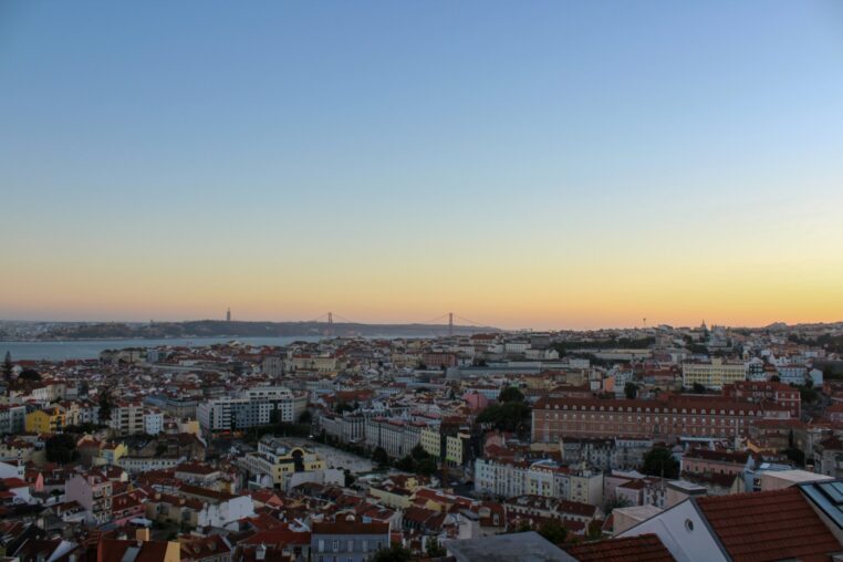 Spagna vs Portogallo 2026: Dove andare per profilo di viaggio