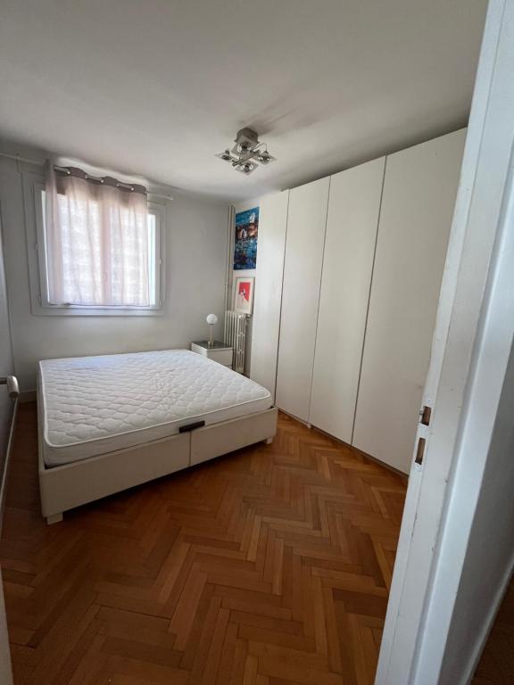 Appartement T3 avec vue mer au centre de Marseille – 24 Rue de la Canebière, 13001 Marseille (photo 1)
