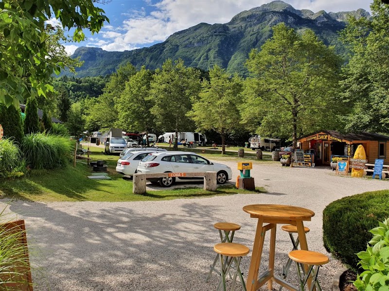 Camp Liza – Vodenca 4, 5230 Bovec, Slovénie (photo 3)