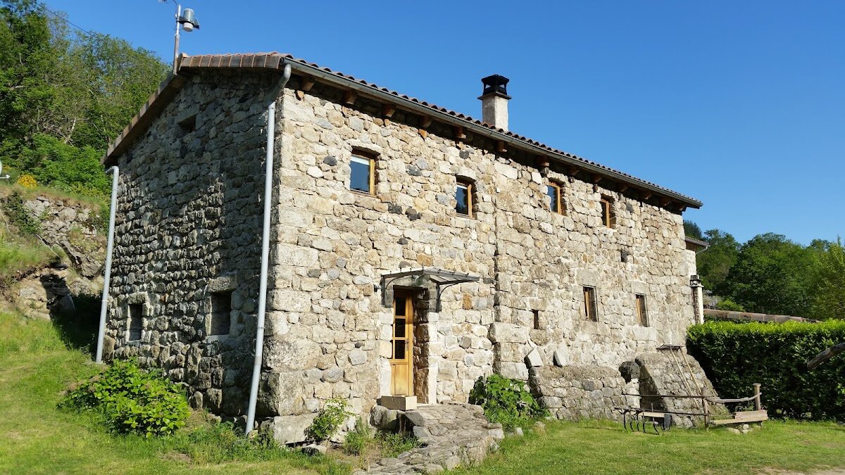 Camping Moulin de Charrier (aire naturelle, emplacement tente) – Labastide-sur-Bésorgues, Ardèche (photo 1)