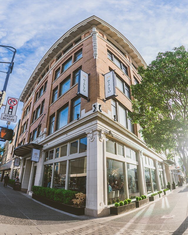 Hotel Rialto – 1450 Douglas Street, Victoria, BC V8W 2G1 (photo 1)