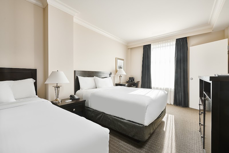 Hotel Rialto – 1450 Douglas Street, Victoria, BC V8W 2G1 (photo 2)