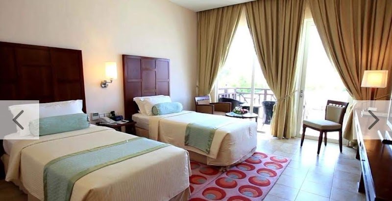 Hulhule Island Hotel – Hulhule Island, North Male Atoll, Maldives (photo 2)