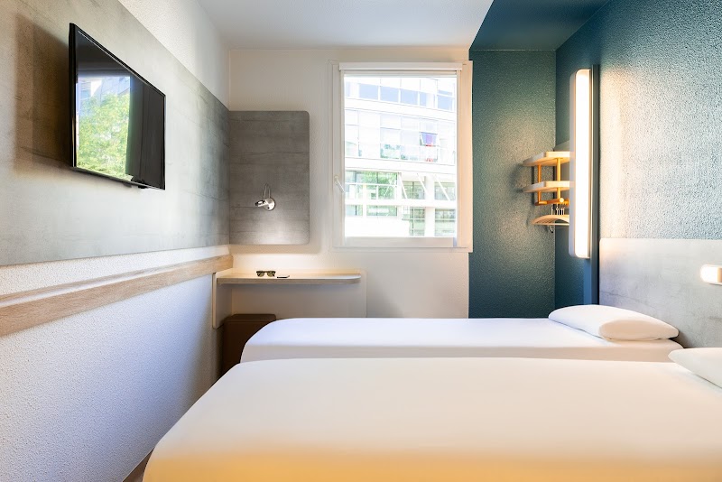 Ibis Budget Paris Porte d Orléans – 15 Rue Gazan, 75014 Paris (photo 2)