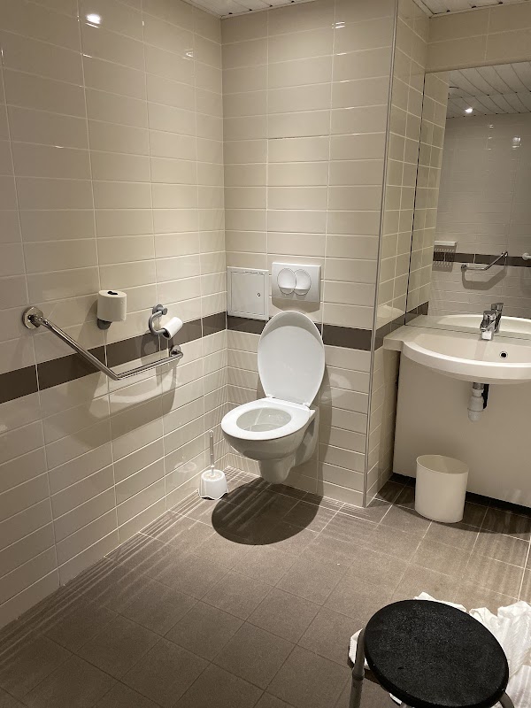Ibis Budget Paris Porte de Vanves – 25 Rue Raymond Lefebvre, 92170 Vanves, France (photo 3)