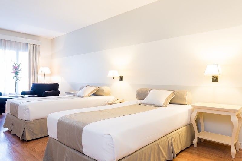 Loi Suites Recoleta Hotel – Vicente López 1955, Recoleta, Buenos Aires, Argentine (photo 2)