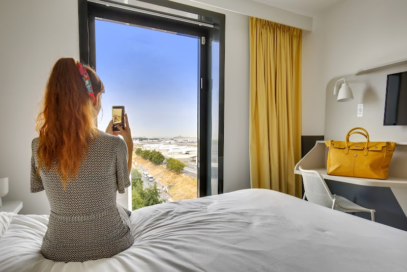 Ibis Styles Paris CDG Airport Roissy – 10 Allée du Verger, 95700 Roissy-en-France (photo 2)