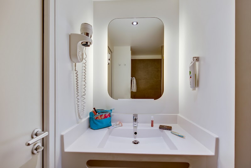 Ibis Styles Paris CDG Airport Roissy – 10 Allée du Verger, 95700 Roissy-en-France (photo 3)