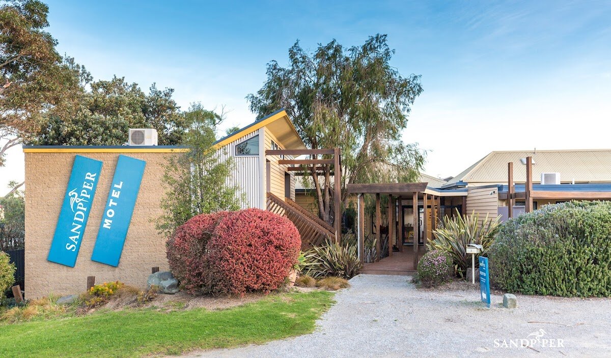 Sandpiper Motel Apollo Bay – 170 Great Ocean Road, Apollo Bay, VIC 3233, Australia (photo 1)