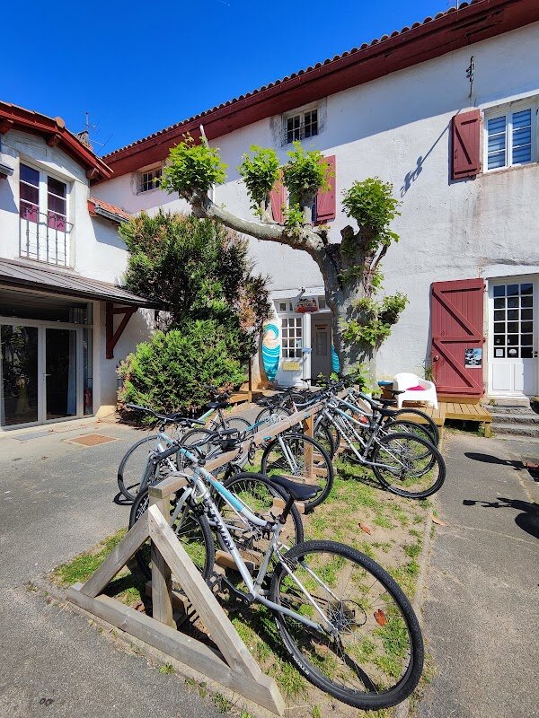 Surf Hostel Biarritz – Surf Hostel Biarritz, Dom. de Migron Bat E, 64200 Biarritz (photo 1)