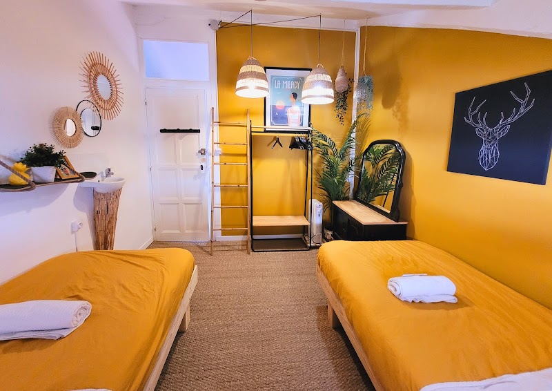 Surf Hostel Biarritz – Surf Hostel Biarritz, Dom. de Migron Bat E, 64200 Biarritz (photo 2)