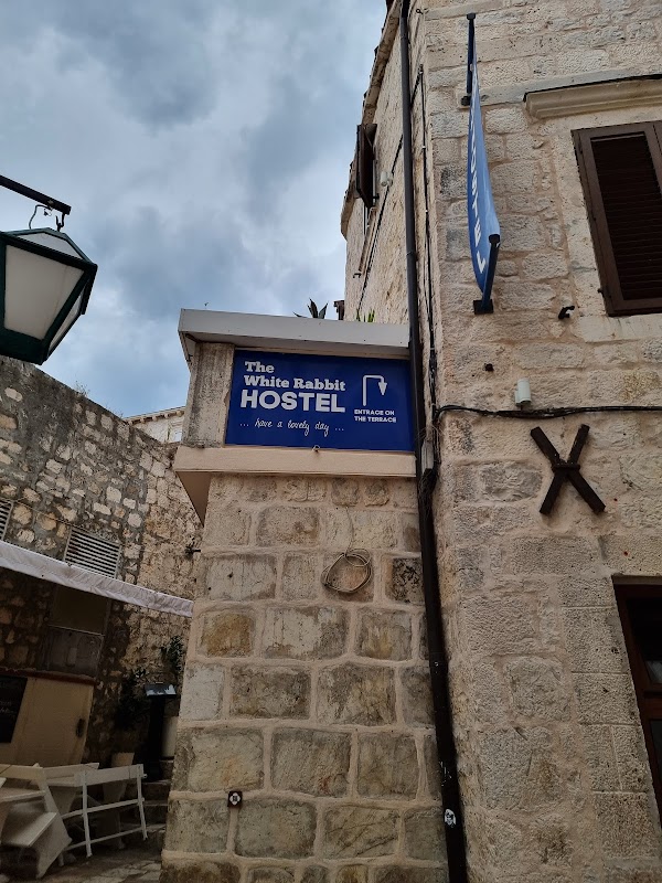 White Rabbit Hostel – Hvar Town centre (photo 3)