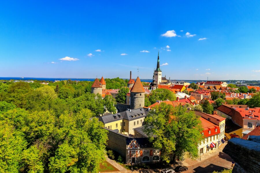 Vue panoramique sur la vieille ville médiévale de Tallinn, Estonie