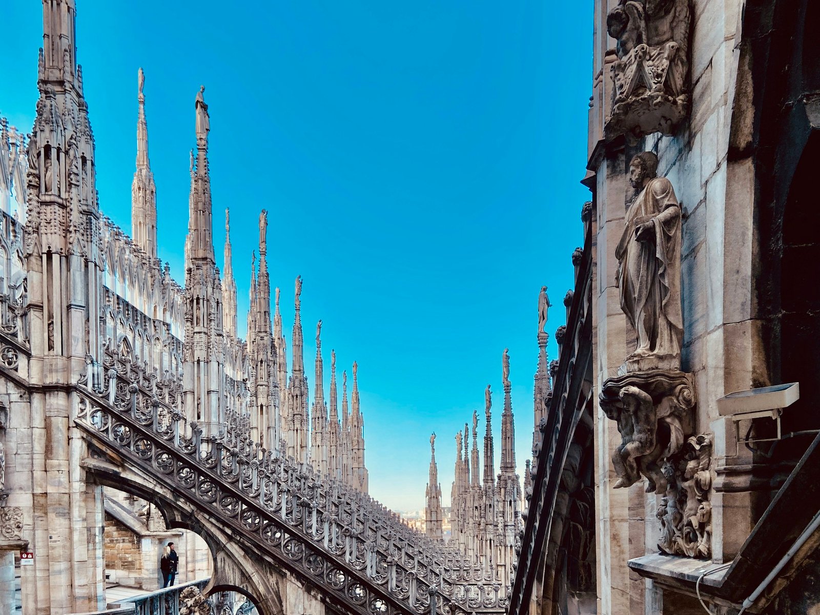 Panorama de la Piazza del Duomo en Milán, punto de partida de la Semana del Diseño