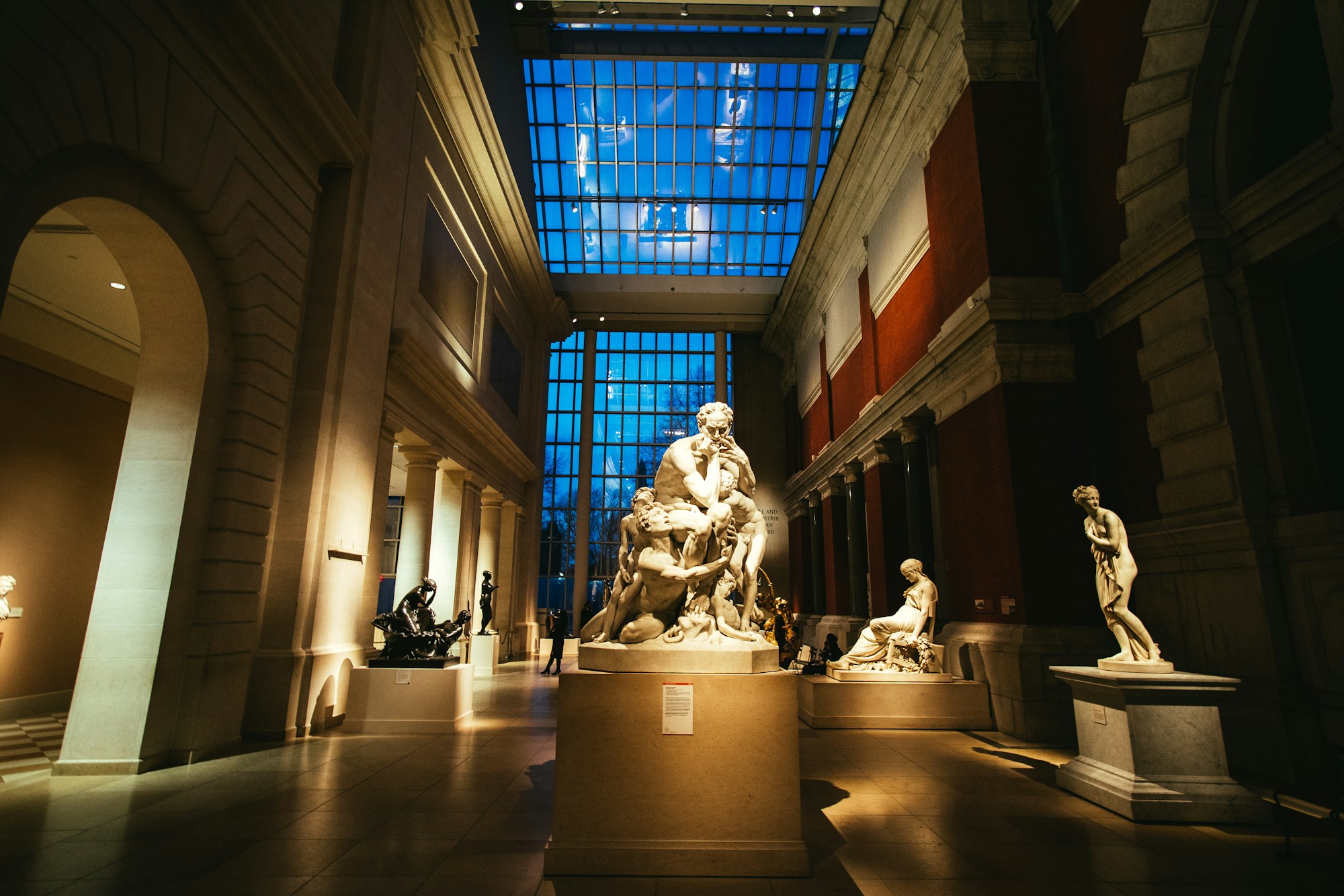 Interno del museo d'arte contemporanea a New York
