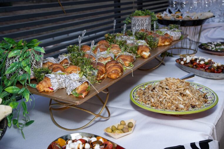 Turismo gastronomico 2026: le 10 destinazioni dove si viaggia per mangiare