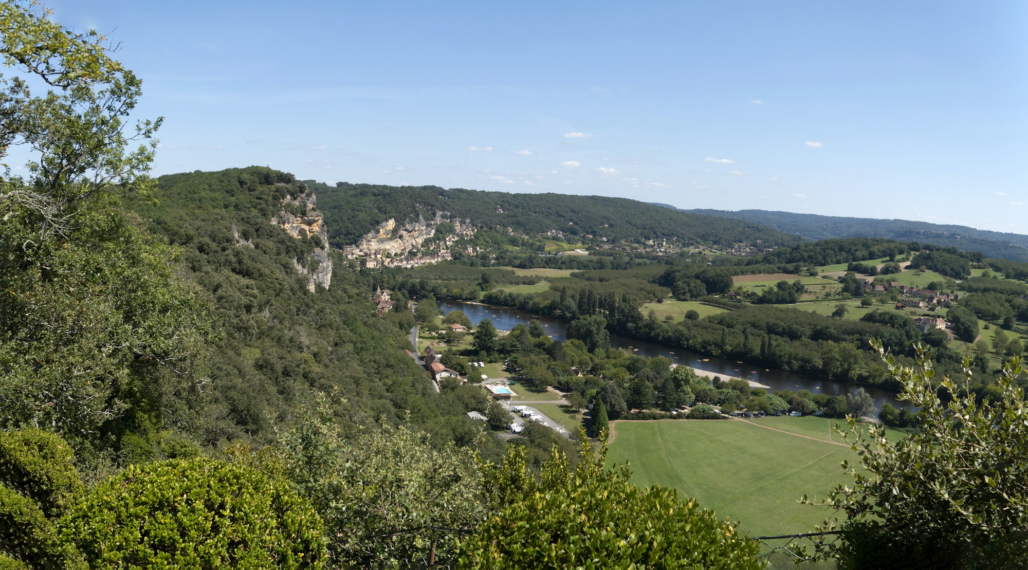 Vallée de la Dordogne et paysages du Périgord Noir vus depuis les hauteurs, Dordogne