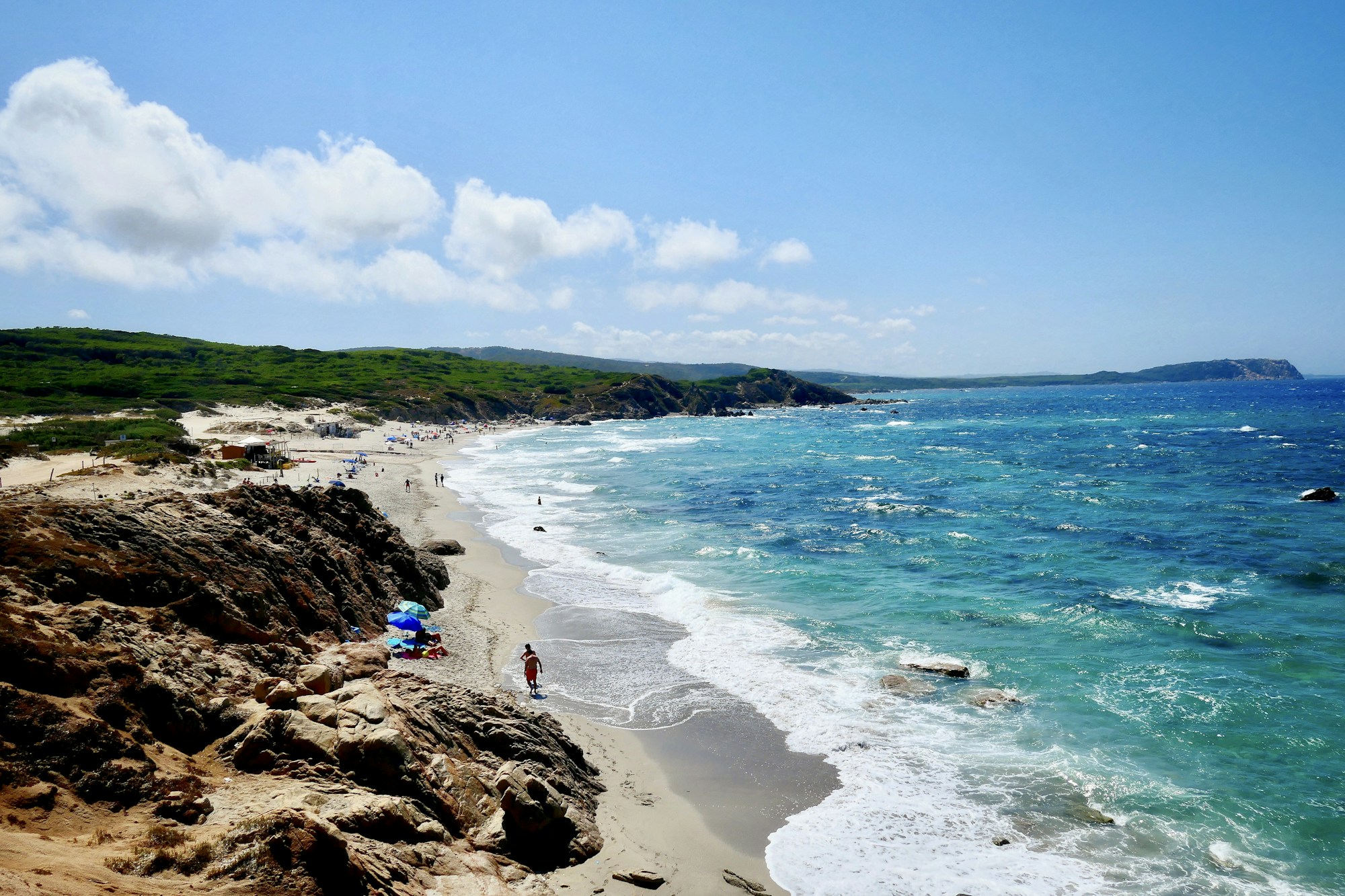 Plage de Rena Majori en Sardaigne aux eaux turquoise