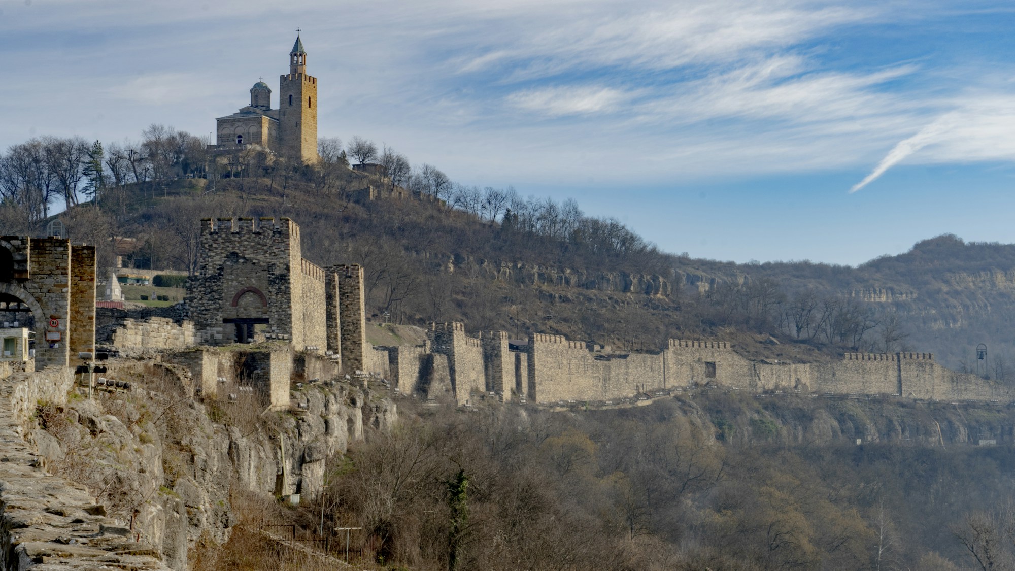 Forteresse de Tsarevets dominant la ville de Veliko Tarnovo, arrivée de l'étape 2 du Giro d'Italia 2026