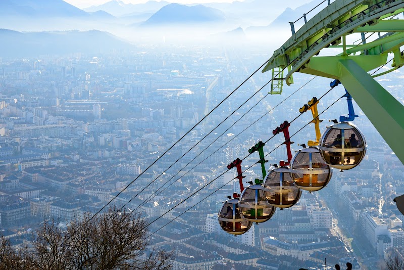 Ascension en Téléphérique de la Bastille – Quai Stéphane Jay, 38000 Grenoble (photo 3)