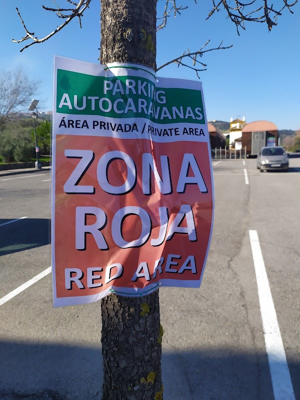 Autocaravanas Olvera - Bar-restaurant – Olvera - Parking camping-car (photo 3)