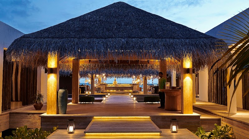 Azure Seafood & Grill – Sirru Fen Fushi, Maldives (photo 3)