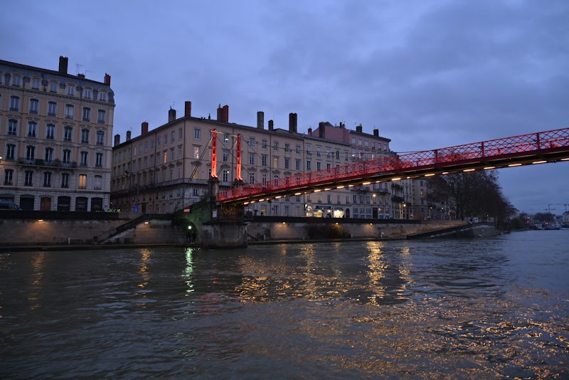 Balade fluviale en Vaporetto – Vaporetto (TCL), Quai Antoine Riboud, 69002 Lyon (Confluence) (photo 2)