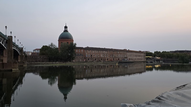 Balade sur les quais de la Garonne – Quai de la Daurade, 31000 Toulouse (photo 2)