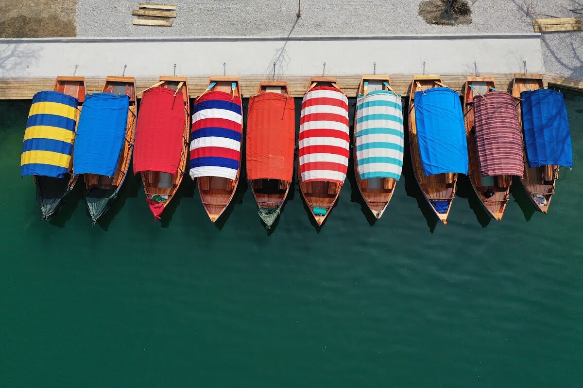 Bateaux Pletna vers l'île de Bled – Bled (photo 1)