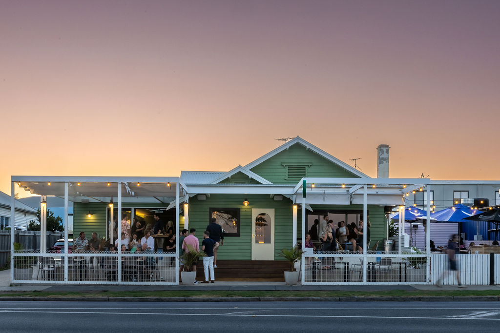 Bomboras Café Bar – Torquay (photo 1)
