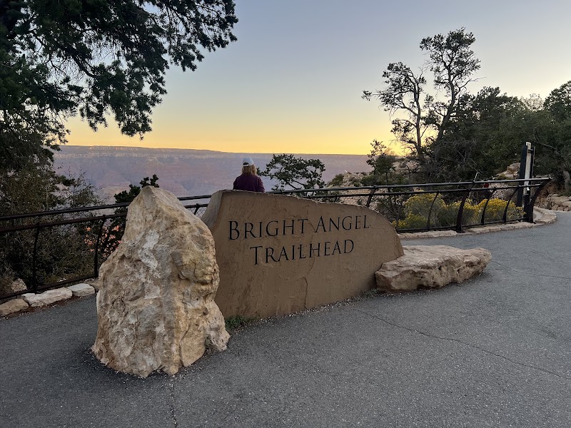 Bright Angel Trail Hiking – Bright Angel Trail, Grand Canyon South Rim (photo 2)