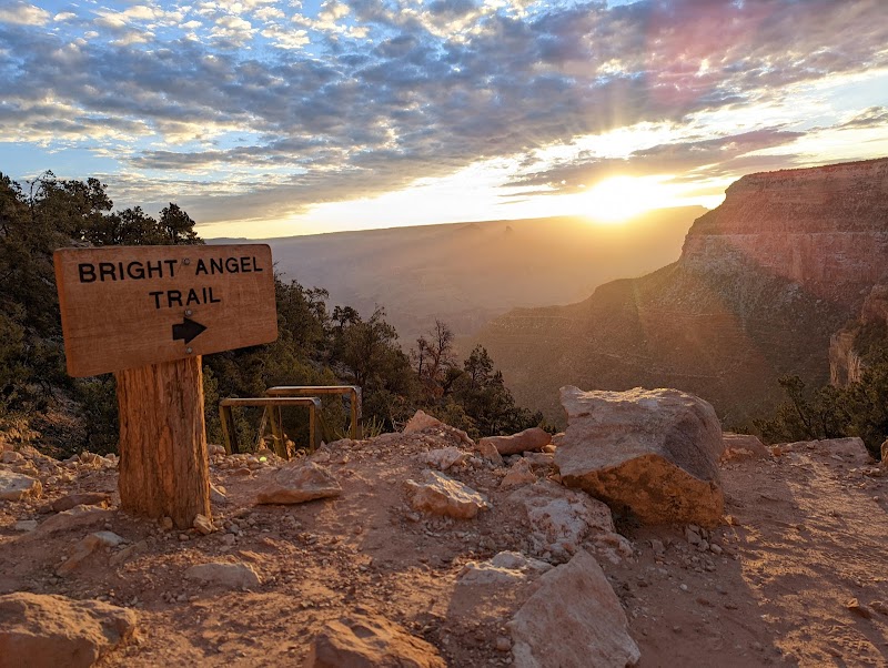 Bright Angel Trail Hiking – Bright Angel Trail, Grand Canyon South Rim (photo 3)