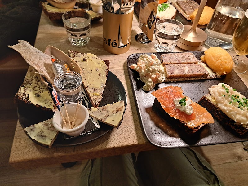 Café Loki – Downtown, Reykjavik (photo 3)