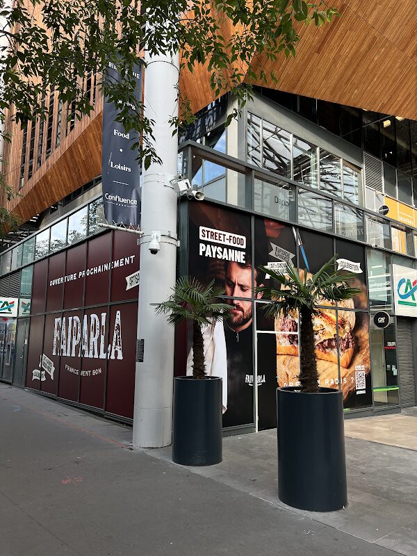 Centre Commercial Confluence (Food Court) – Food Court, Centre Commercial Confluence, 112 Cours Charlemagne, 69002 Lyon (photo 1)