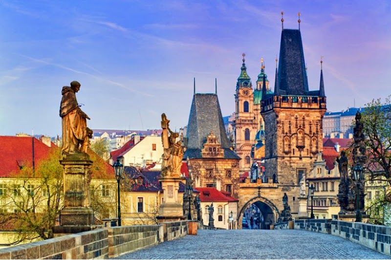 Charles Bridge Tower Access – Staré Město (photo 2)