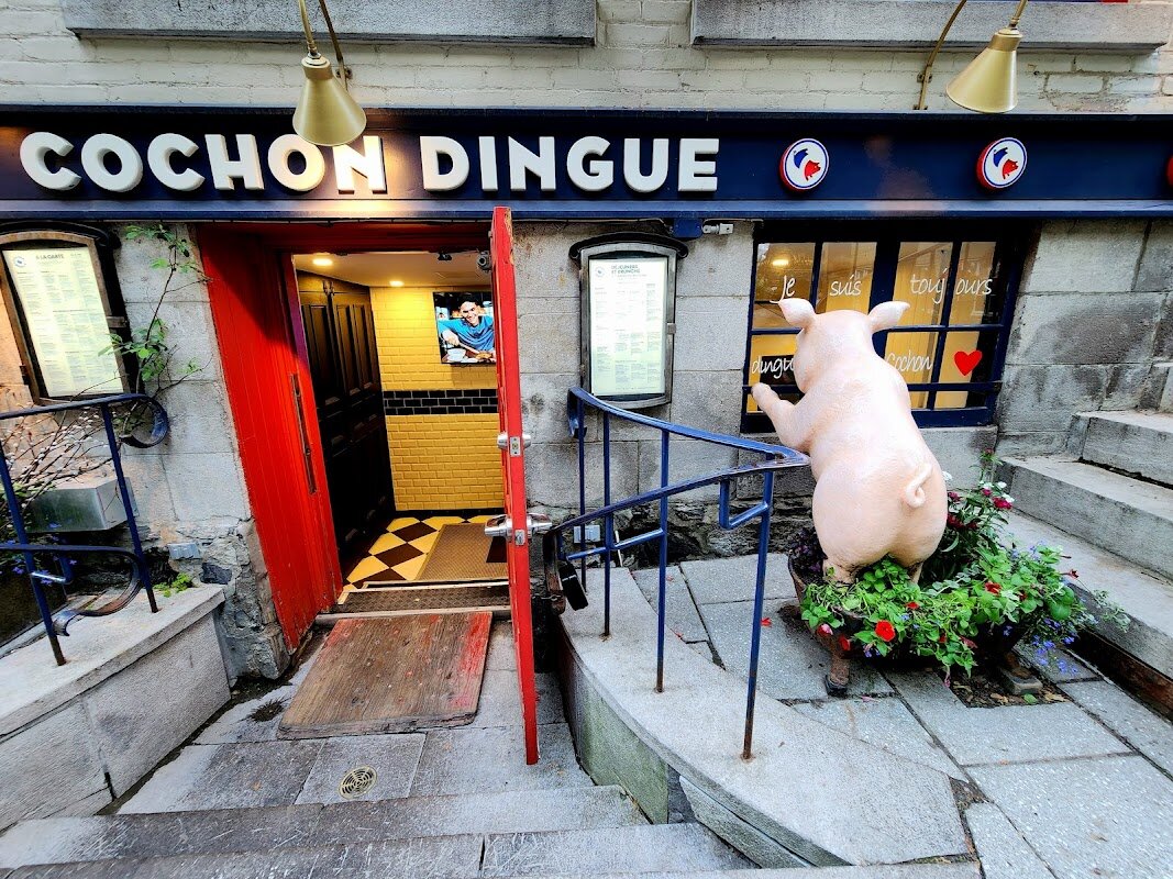 Cochon Dingue Champlain – 46 Blvd Champlain (Petit-Champlain) (photo 1)
