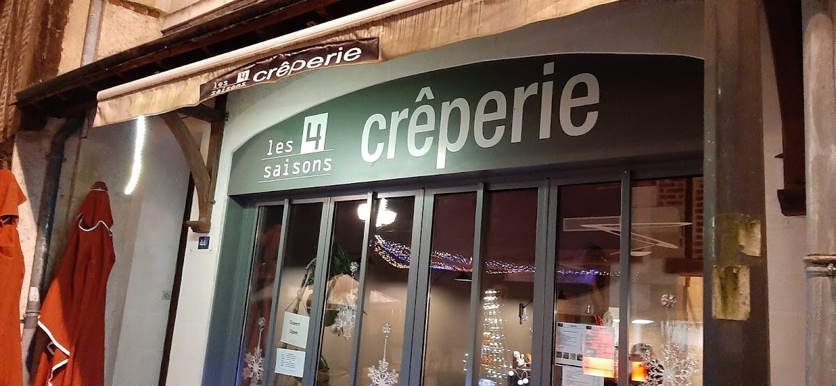 Crêperie Les 4 Saisons – 44 place Michel Debré, 37400 Amboise (photo 1)