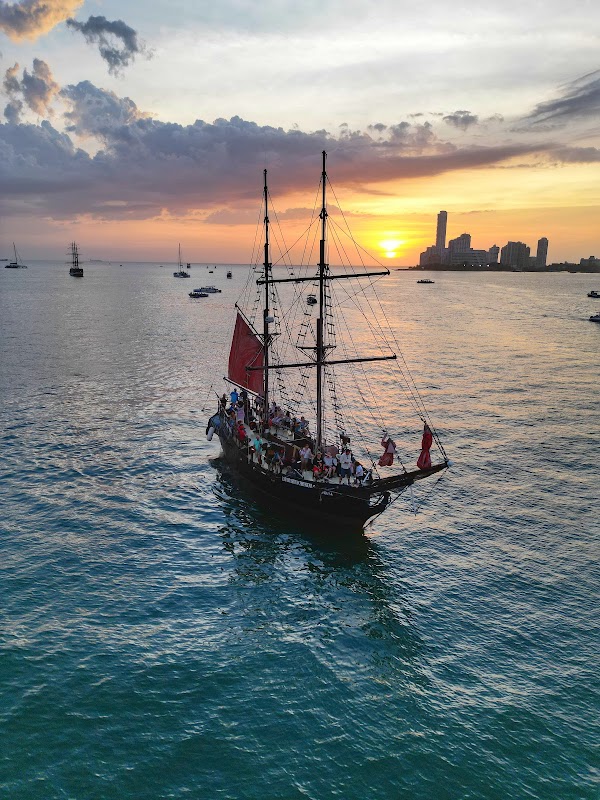 Croisière coucher de soleil avec open bar – Baie de Carthagène (photo 2)