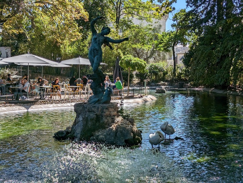 Détente au Jardin des Doms – Jardin des Doms, Montée des Moulins, 84000 Avignon (photo 2)