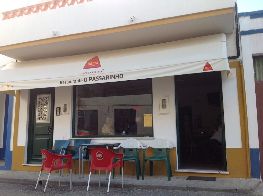Restaurante Passarinho – Largo Marquês de Pombal, Porto Covo, Portugal (photo 1)