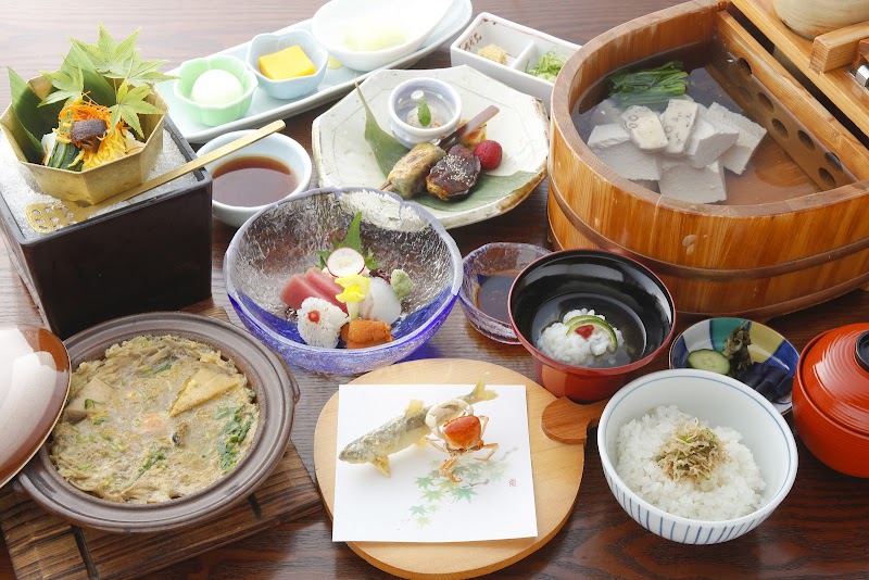 Tousuiro Gion (豆水楼 祇園店) – 38-1 Bishamonten-cho, Higashiyama-ku, Kyoto (photo 2)