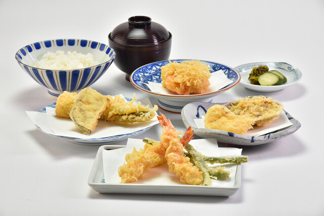 Tsunahachi (つな八 新宿本店) – 3-31-8 Shinjuku, Shinjuku-ku, Tokyo (photo 3)