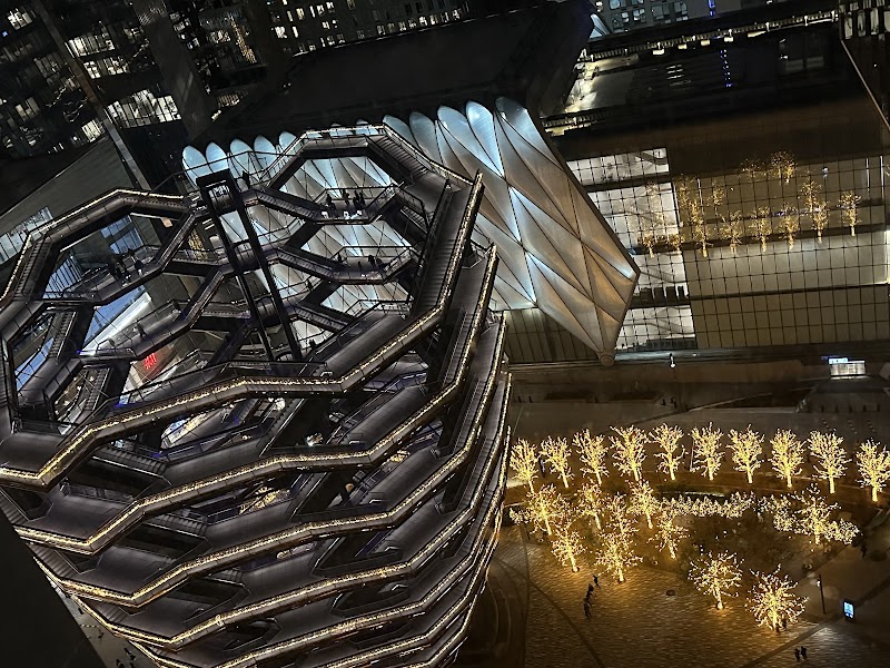 Electric Lemon – Electric Lemon - Equinox Hotel Hudson Yards, Hudson Yards (photo 3)
