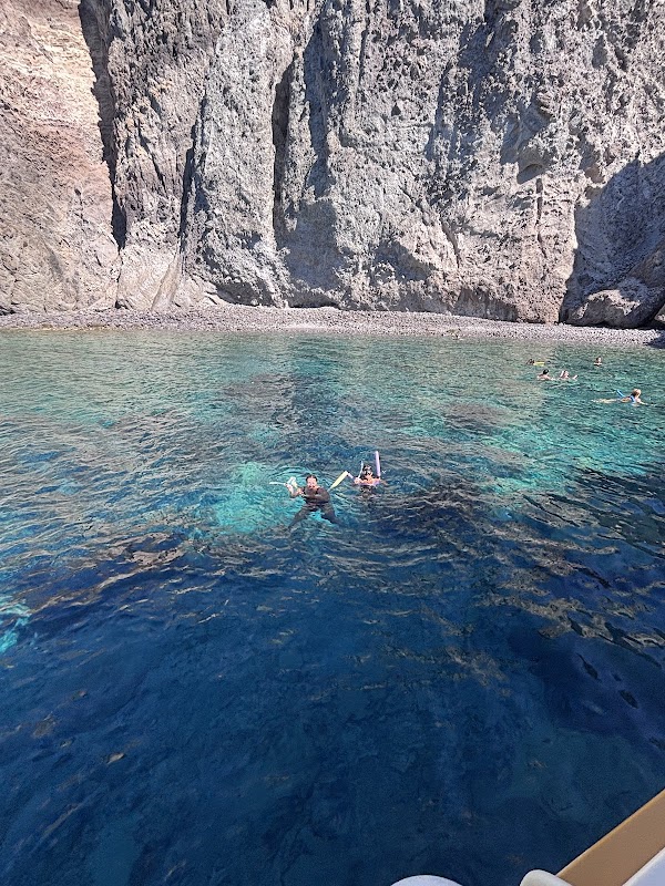 Excursion bateau Antiparos - Pirate Cave & Blue Lagoon – Départ de Pounta, Paros, Grèce (photo 2)