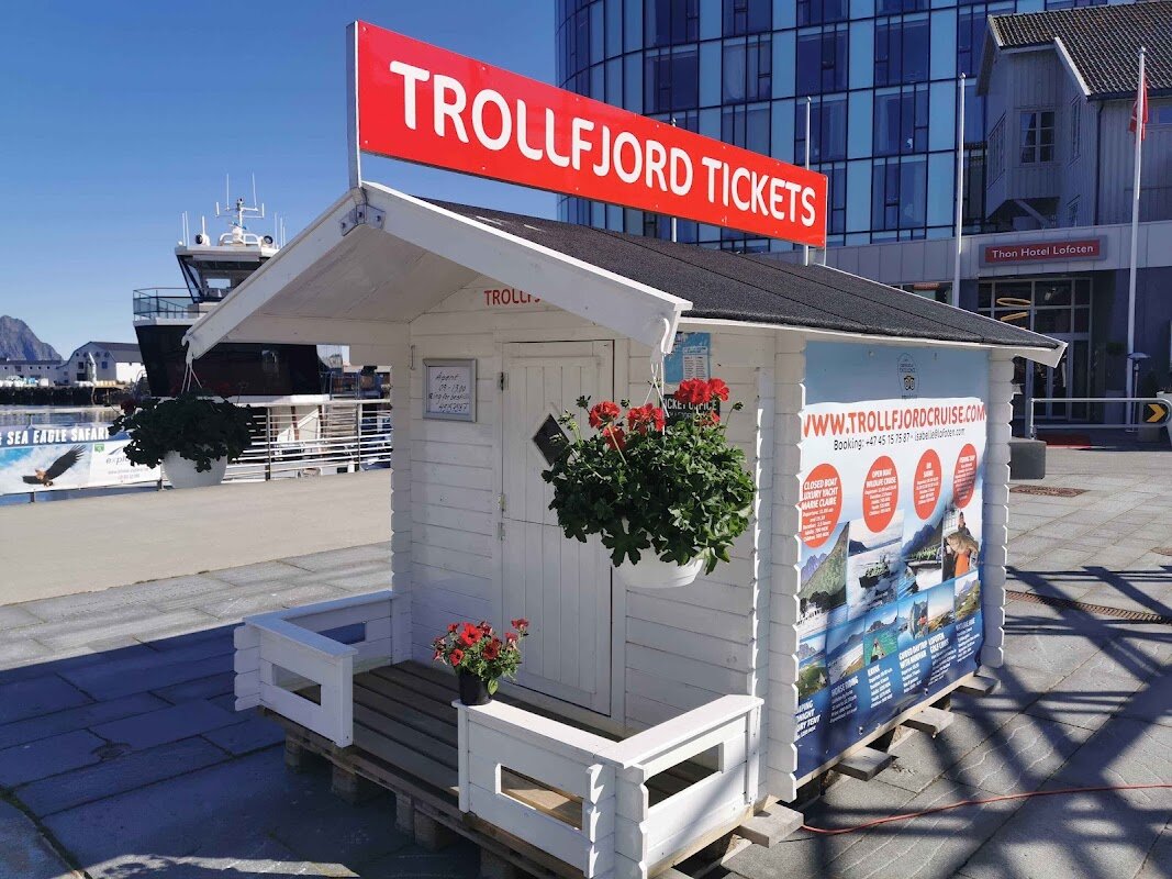 Excursion bateau silencieux Trollfjord – Port Svolvær (photo 1)